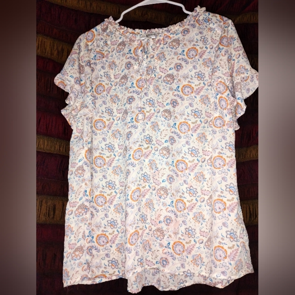 Rose & Olive floral boho short sleeve flowy blouse